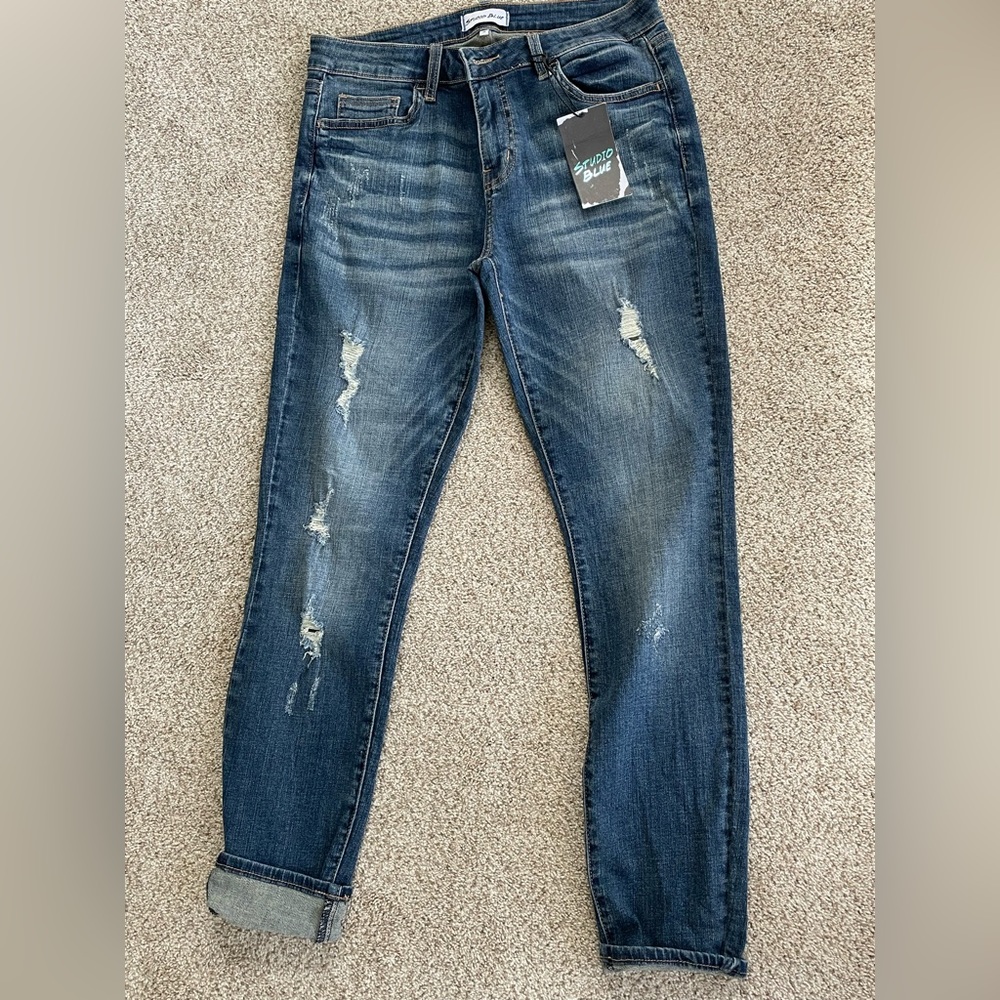 NWT Studio Blue Jeans size 29